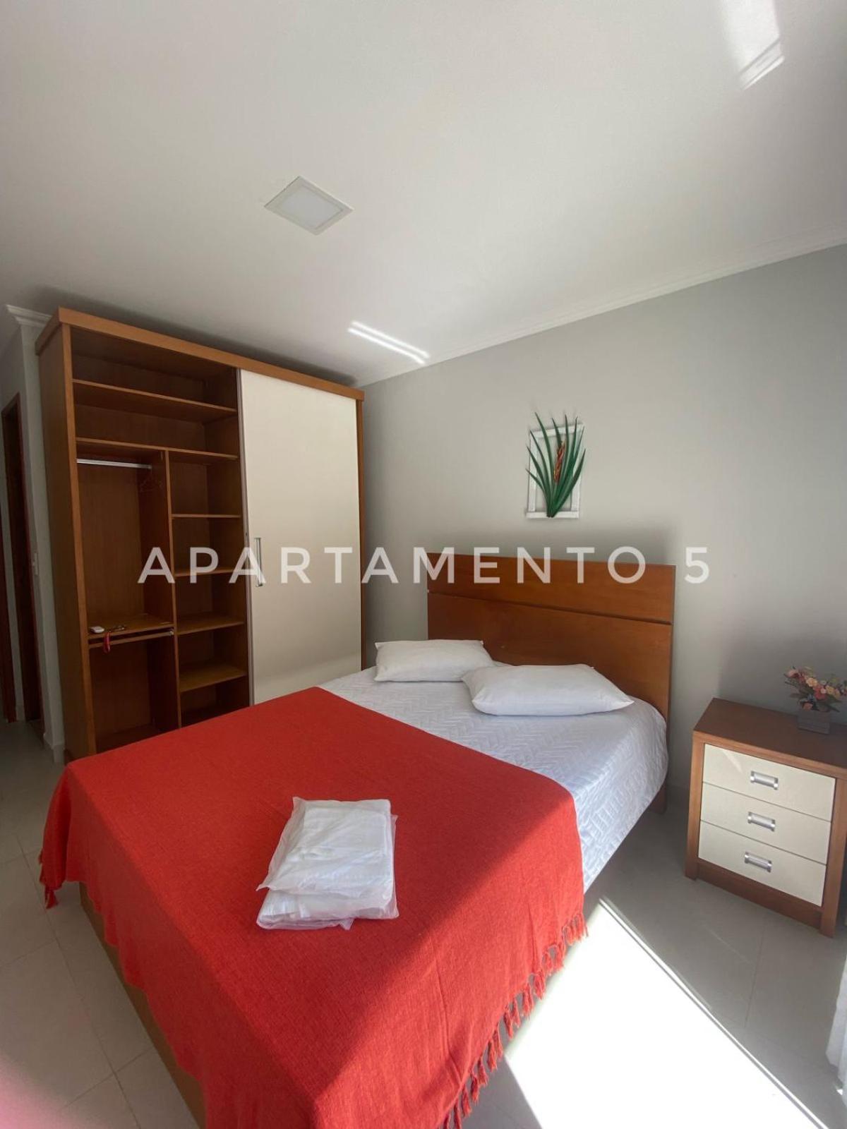 Ii Apartamento *